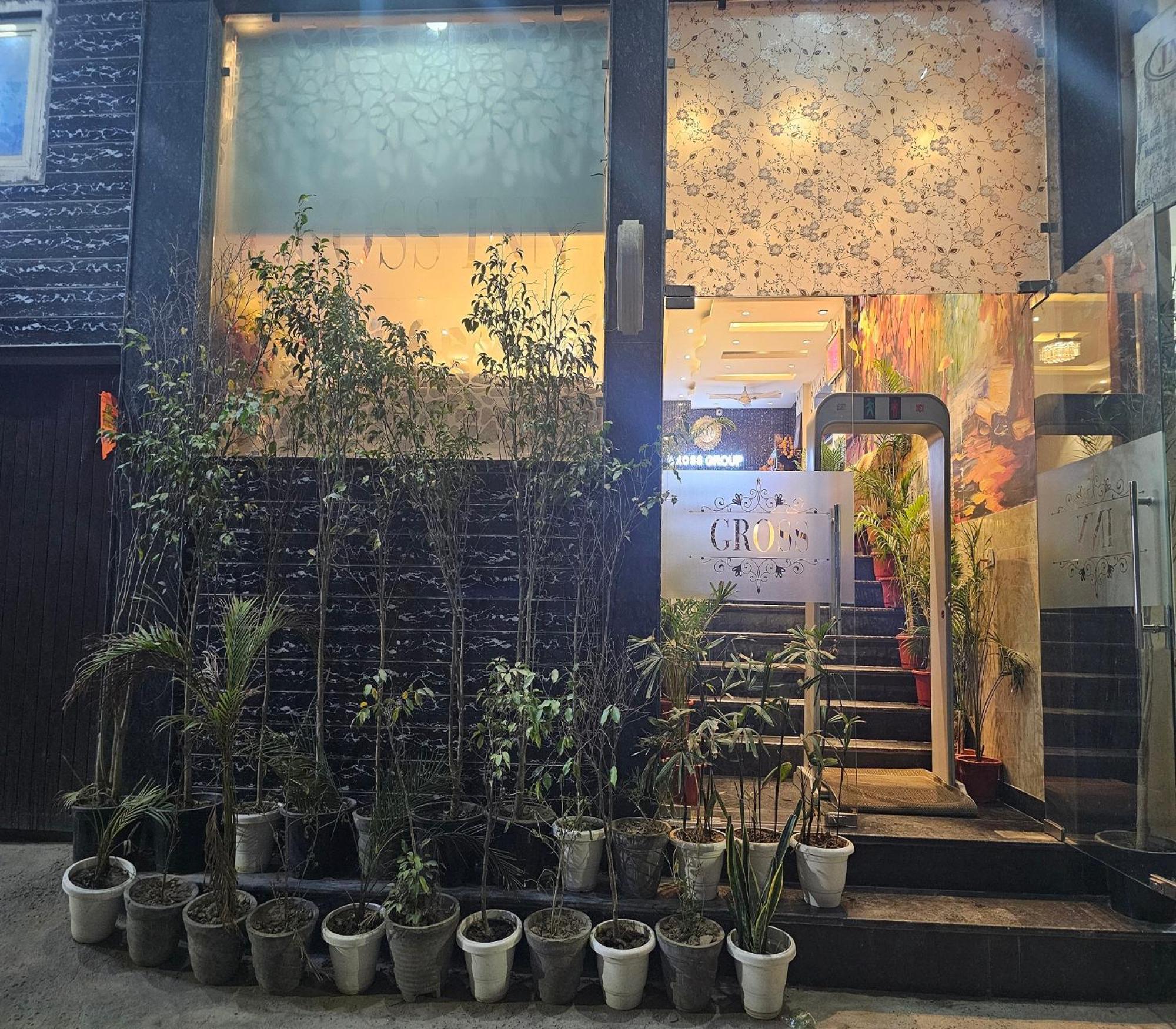 Grand Gross Near International Airport Hotel