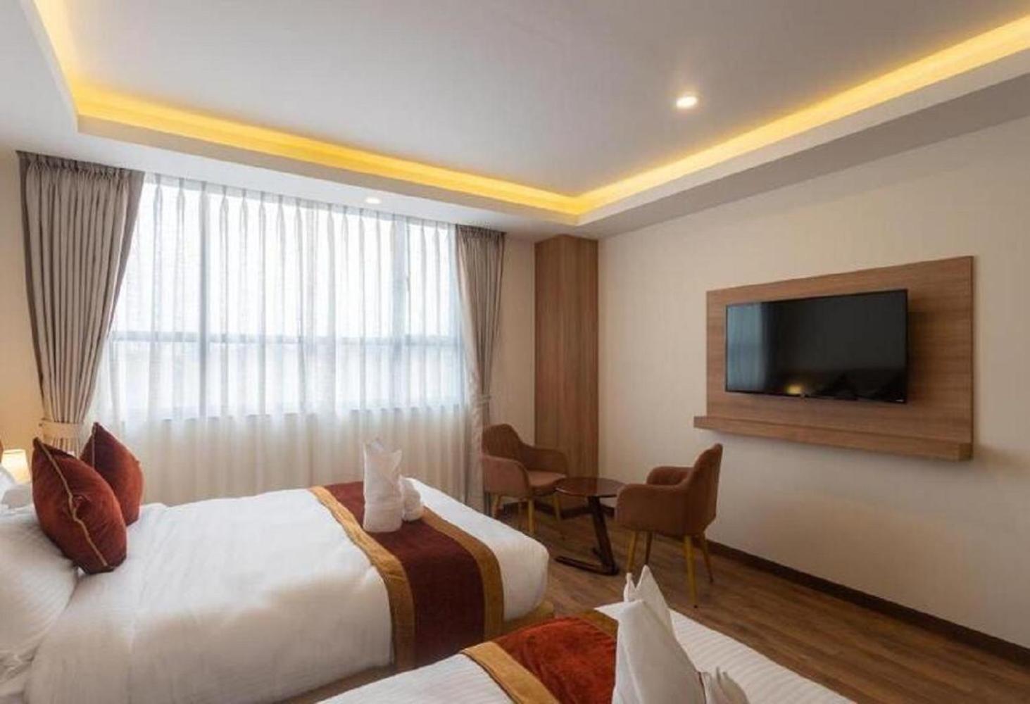 Grand Gross Near International Airport Hotel New Delhi