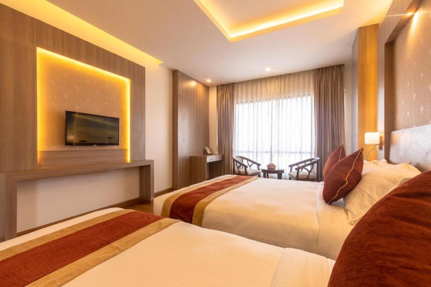 Hotel Grand Gross Near International Airport New Delhi