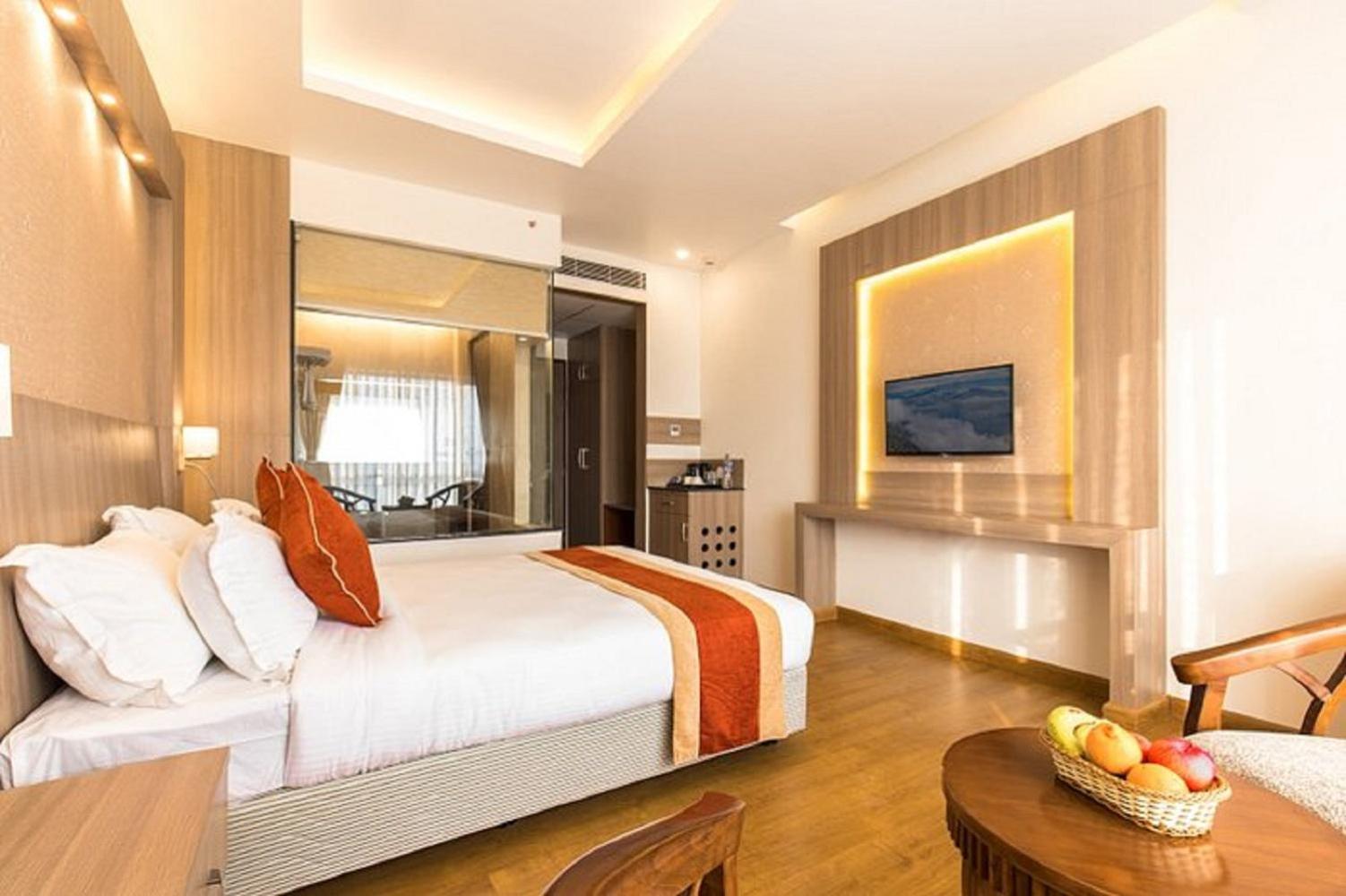 Grand Gross Near International Airport 3*