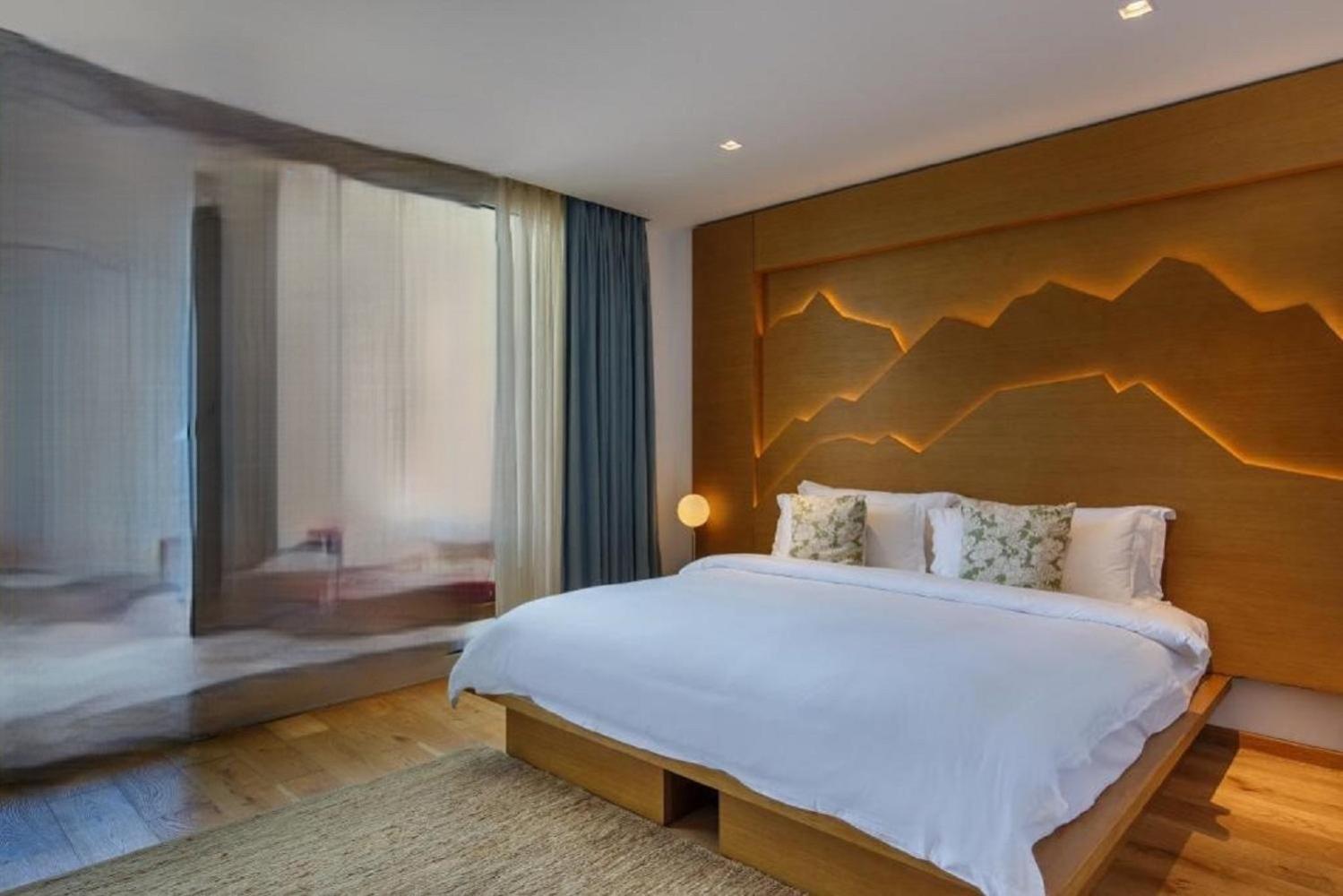 Grand Gross Near International Airport Hotel
