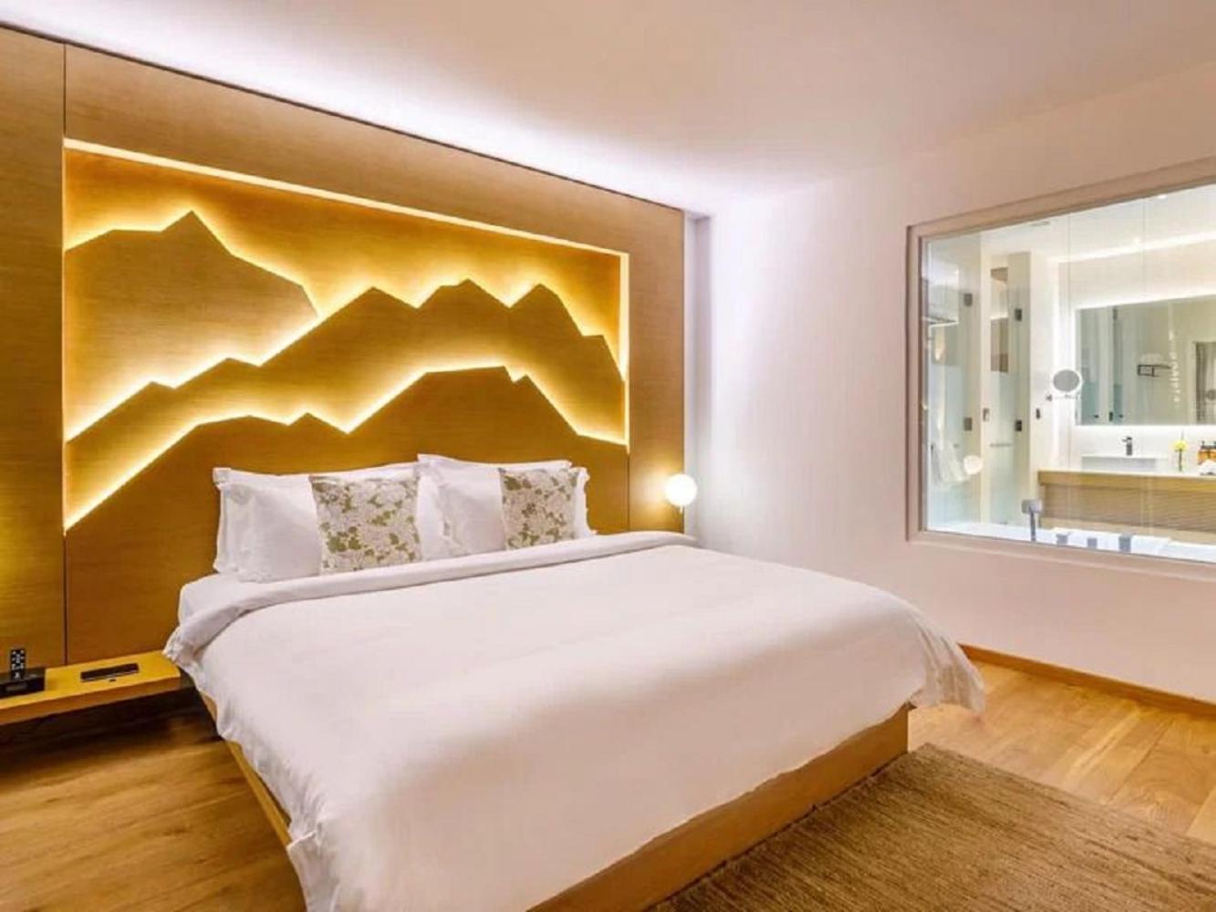 Grand Gross Near International Airport Hotel New Delhi